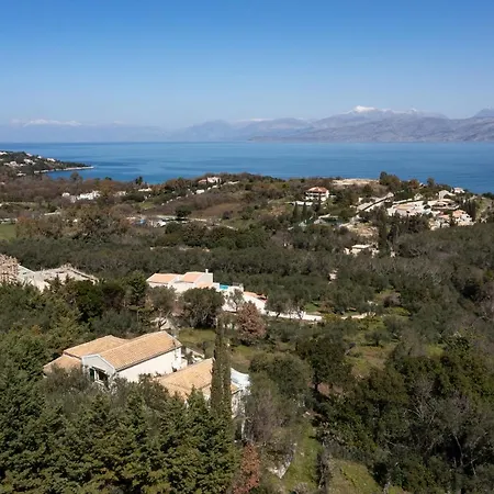 Villa Anemelia By Rodostamo *
